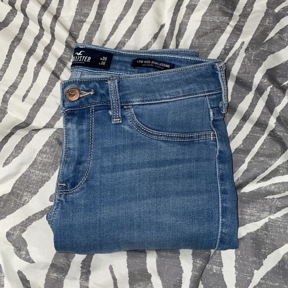Hollister Jean Leggings | Size 3 Short